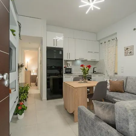 Comfy Apt Next To Metro Athen Exterior foto